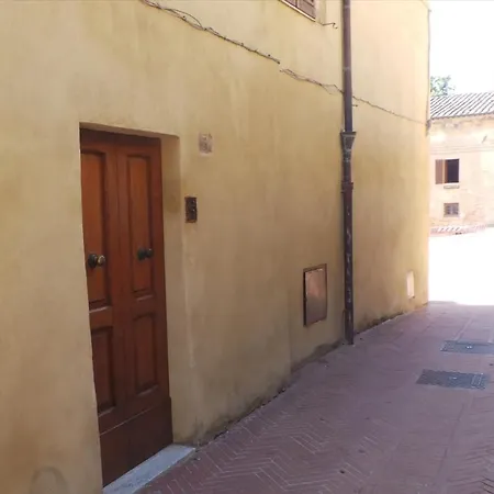 Caratteristico Grazia Centro Storico Apartman San Gimignano